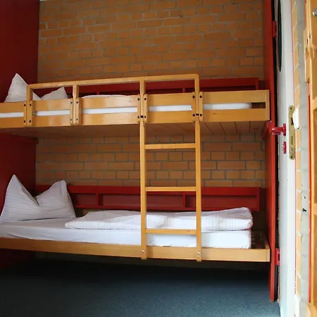 - Am Wannsee Hostal *